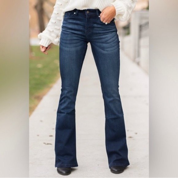 24 KanCan Black Flare Jeans Midrise Wide Leg New - LAST ONE (25 x 33) - Picture 7 of 9